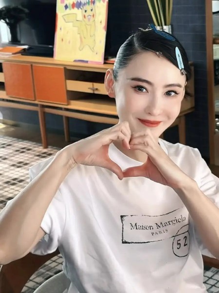 谁懂戛纳红毯阿汤哥赵樱子握手的含金量?东方美出圈,粉丝求合作