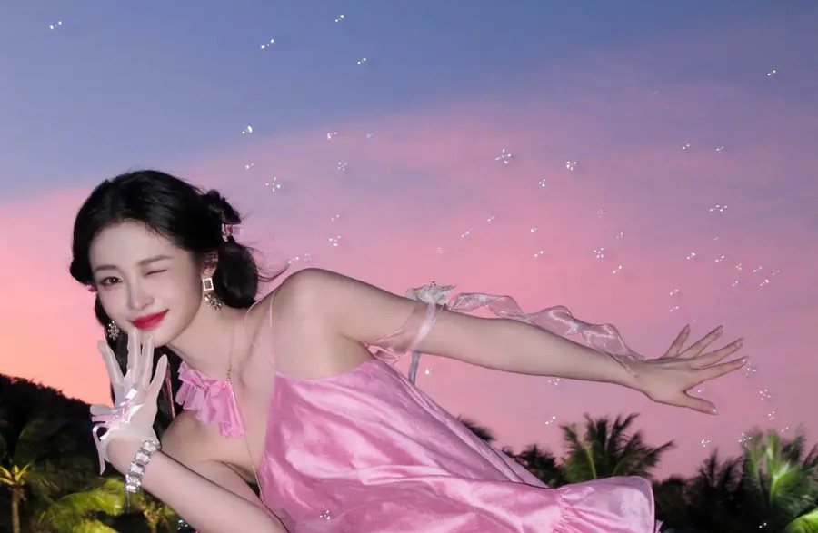 Red Velvet 成员 JOY 将携首张迷你专辑主打曲《Love Splash!》回归!清凉甜美能量驱散酷暑!