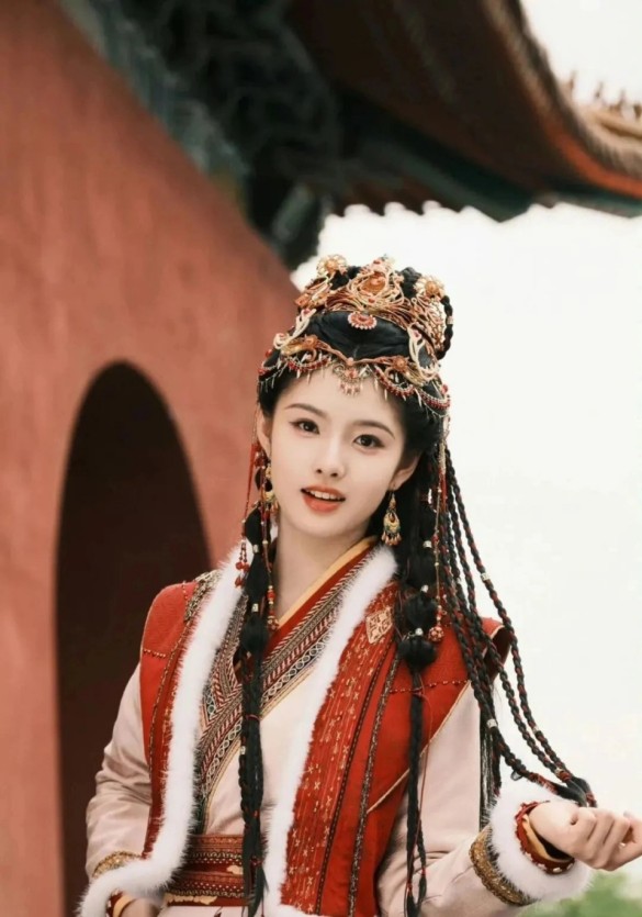 又一个资源逆天新疆美女！央视女主仙侠大制作，谁在力捧加奈那？