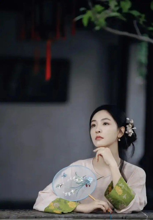 《凤凰台上》结局遭批烂尾？ 全员BE惨死只剩「他」独活，口碑惨输《东宫》