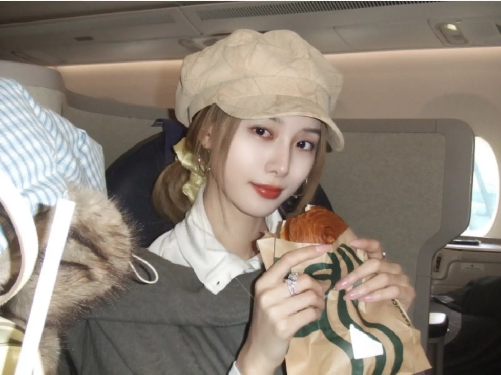 Ella回应Selina二胎传闻要点